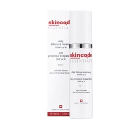 Skincode Essentials Daily Defence & Recovery Cream SPF30 40ml